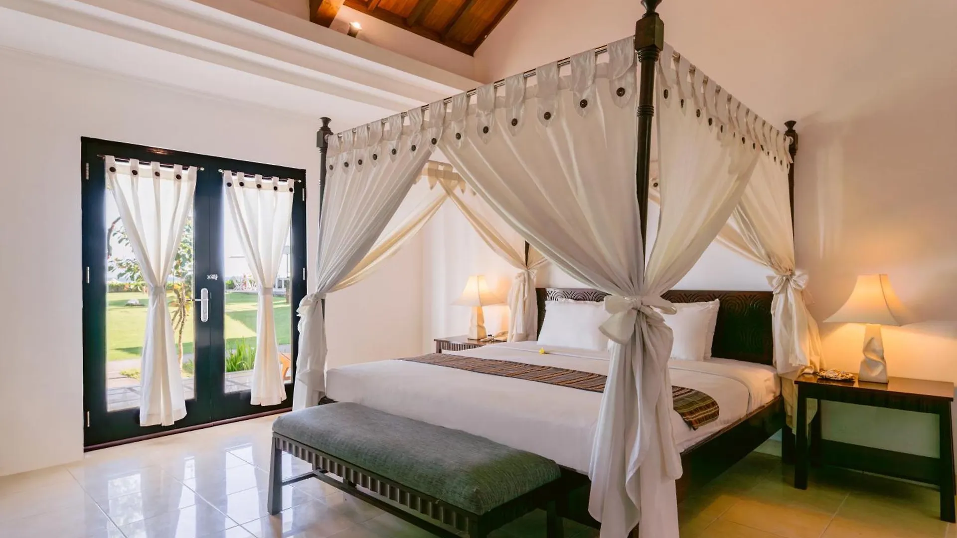Legong Keraton Beach Hotel Canggu  Indonesia