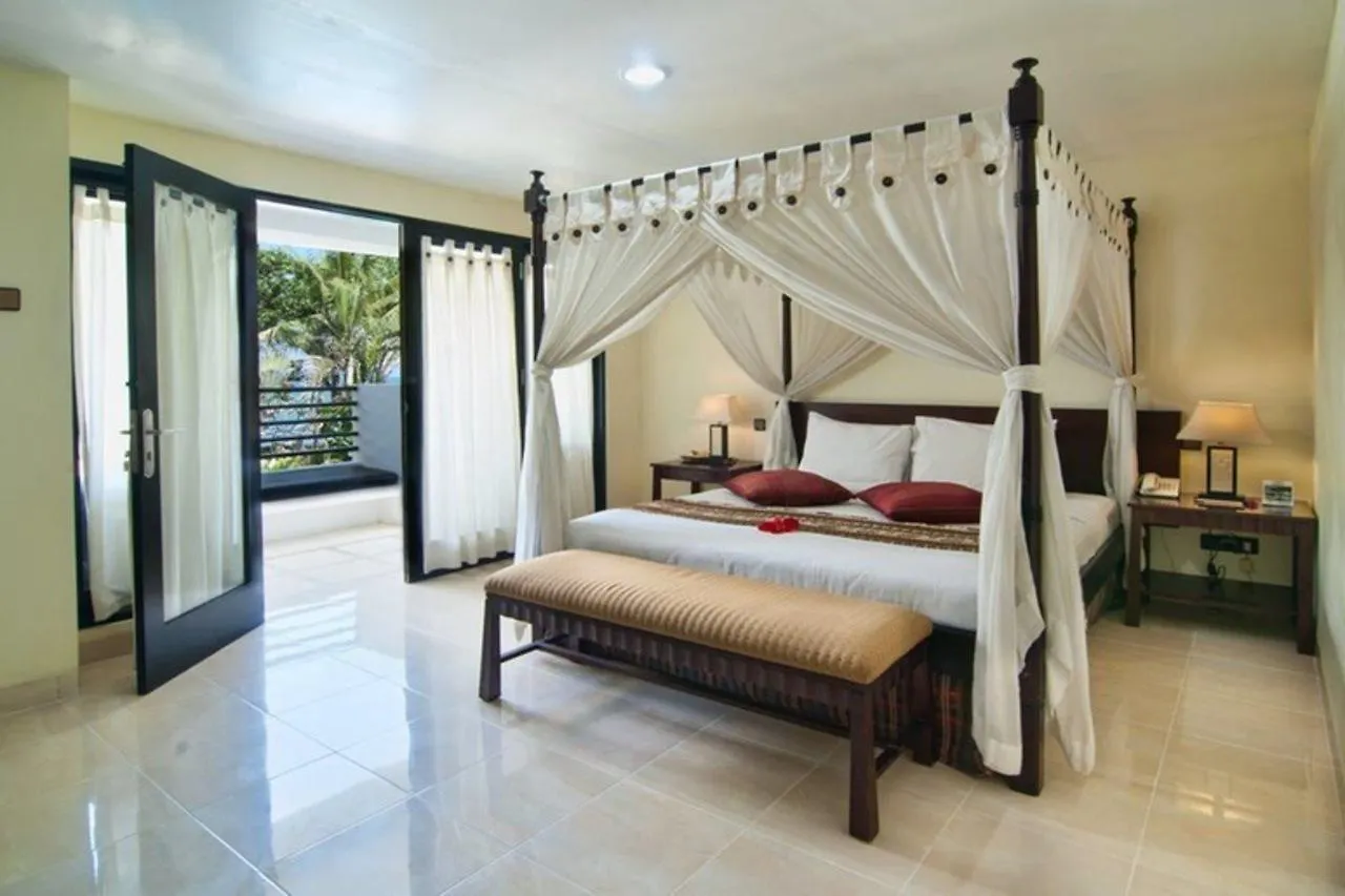Legong Keraton Beach Hotel Canggu   Canggu (Bali)